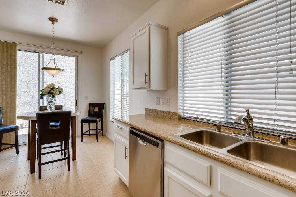 Las Vegas, NV 89139,8116 Golden Flowers Street