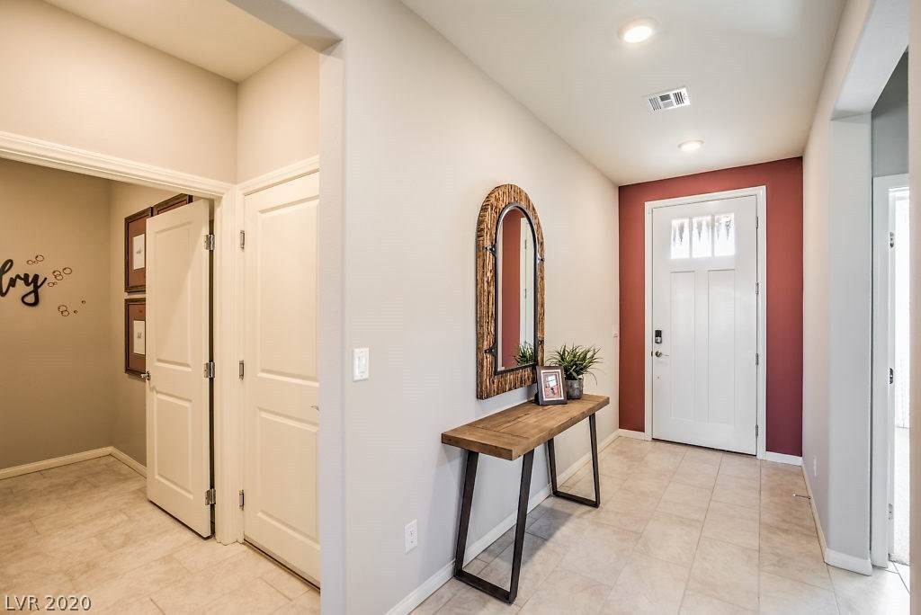 North Las Vegas, NV 89084,4321 Rubious