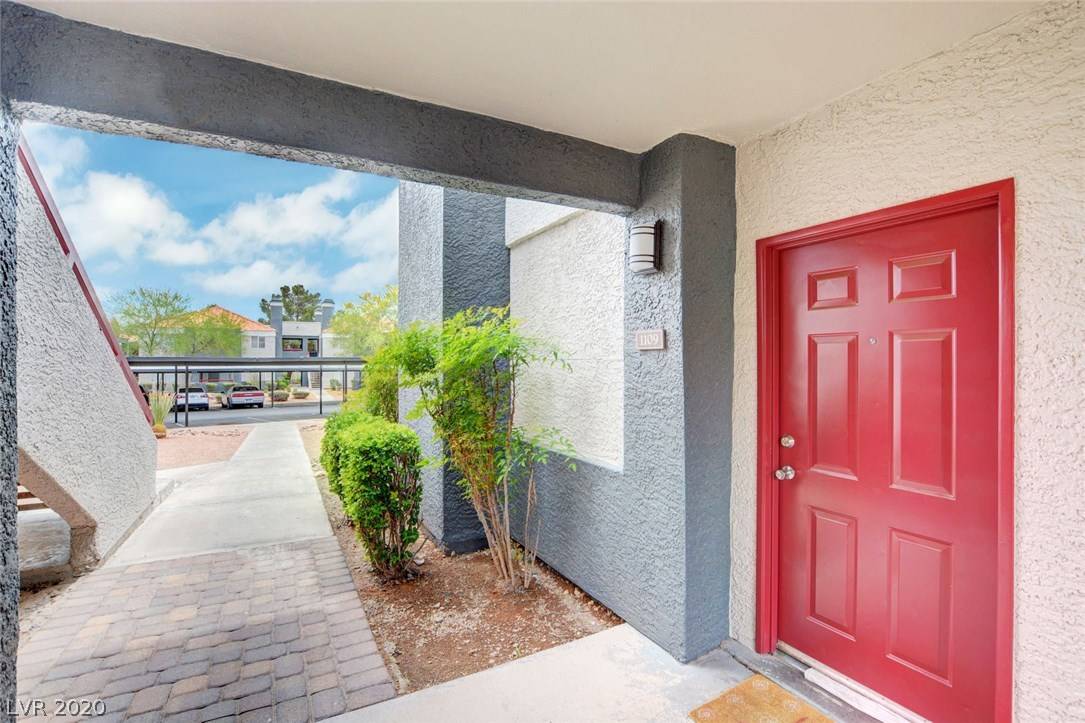 Las Vegas, NV 89117,8600 Charleston #1109