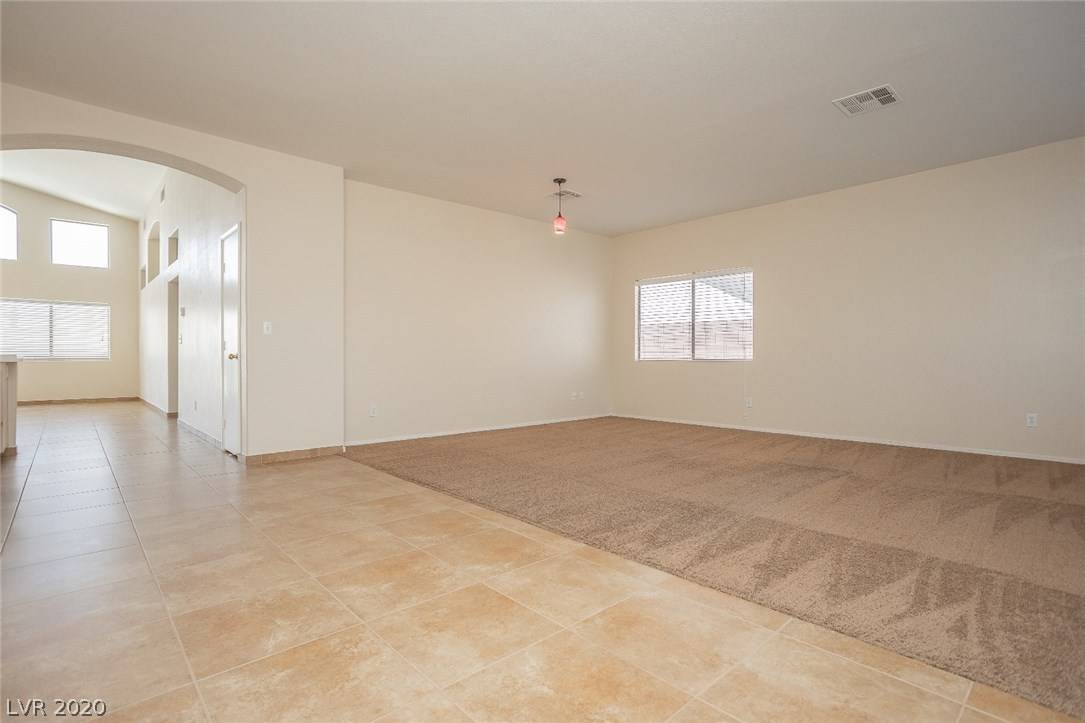 Henderson, NV 89012,1097 THUNDER CANYON