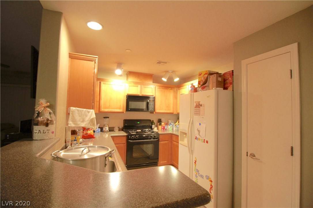 North Las Vegas, NV 89084,6655 Caporetto LN #101