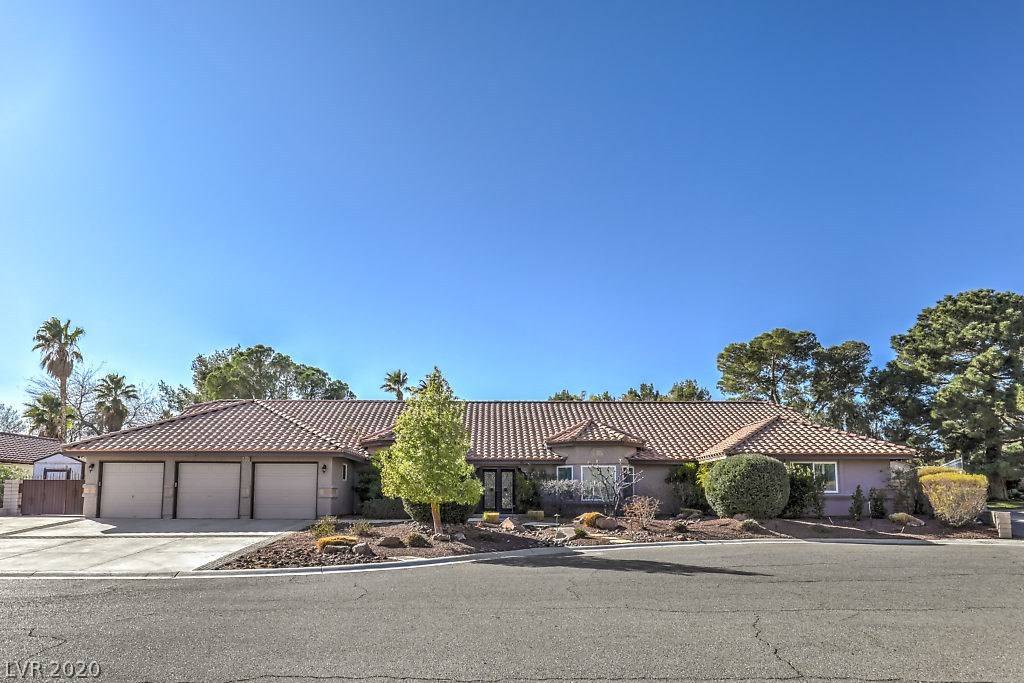 Las Vegas, NV 89117,3131 COACHLIGHT CIR