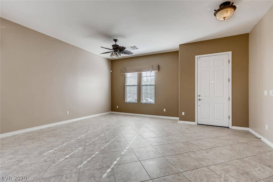 North Las Vegas, NV 89081,6129 Mott Smith ST