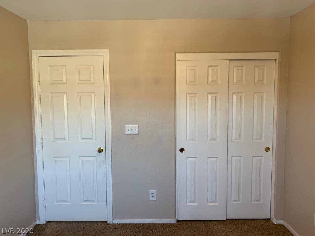 North Las Vegas, NV 89081,3813 Hollycroft DR