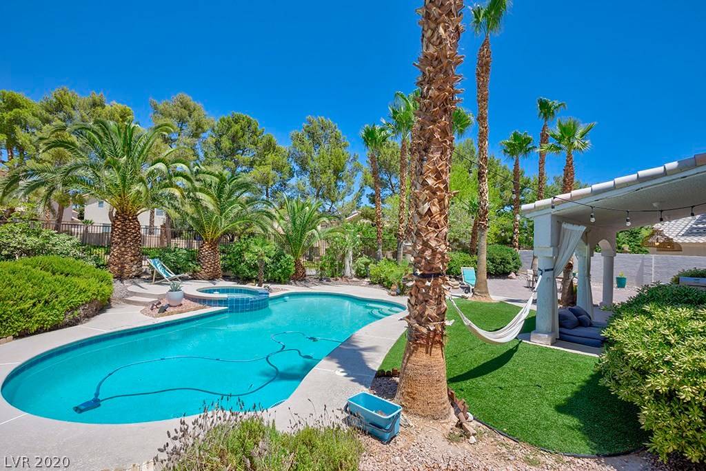 Las Vegas, NV 89117,9344 Sienna Vista DR