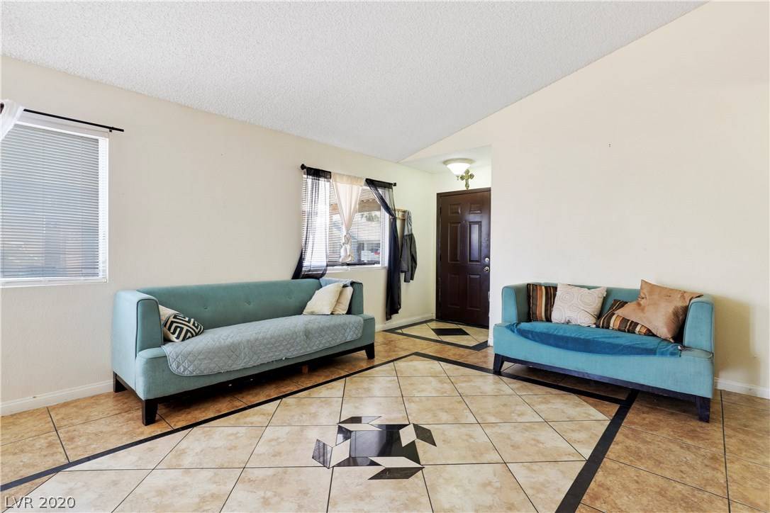 Las Vegas, NV 89108,2020 Ullom DR
