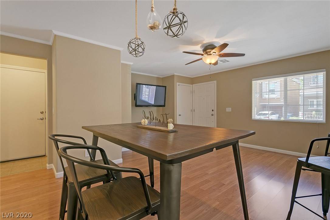 Las Vegas, NV 89149,9104 Silk Threads AVE