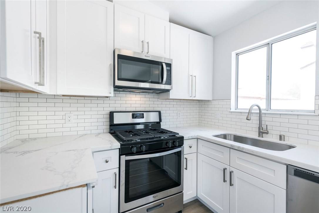 Las Vegas, NV 89128,8316 Cimarron Ridge DR
