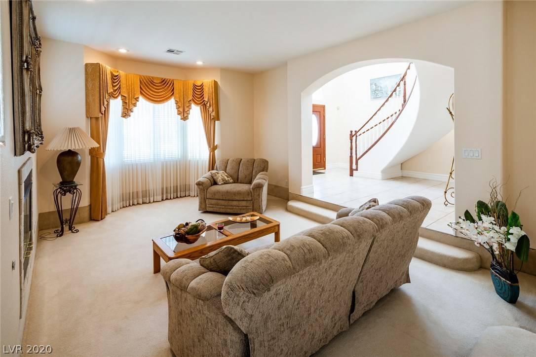 Henderson, NV 89011,1041 Norellat RD