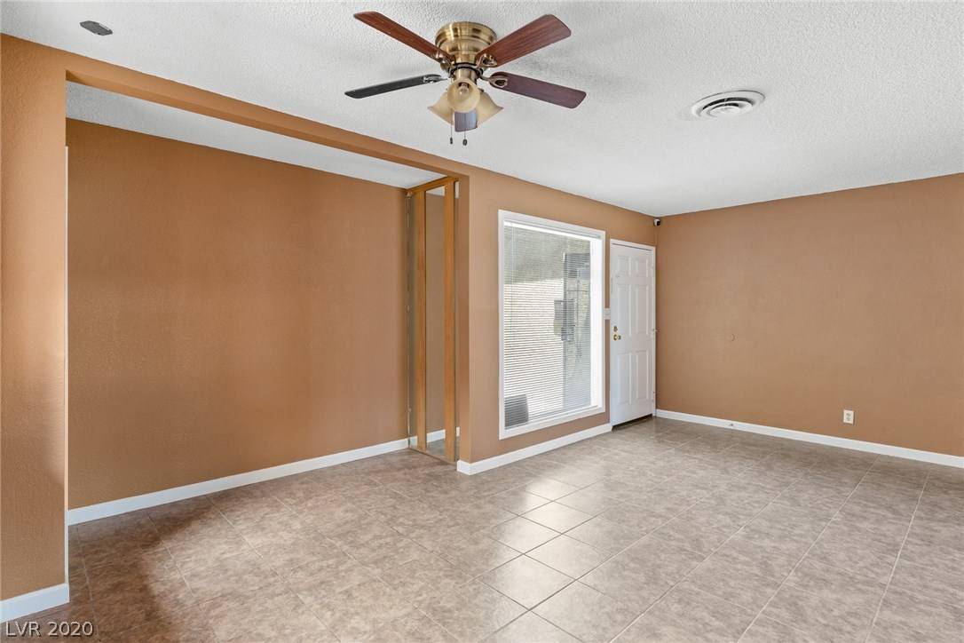 Las Vegas, NV 89108,4209 Sawyer AVE