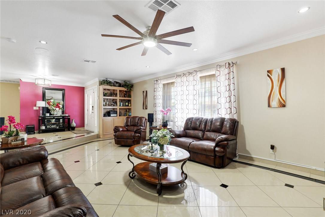 Las Vegas, NV 89107,625 Valley View BLVD
