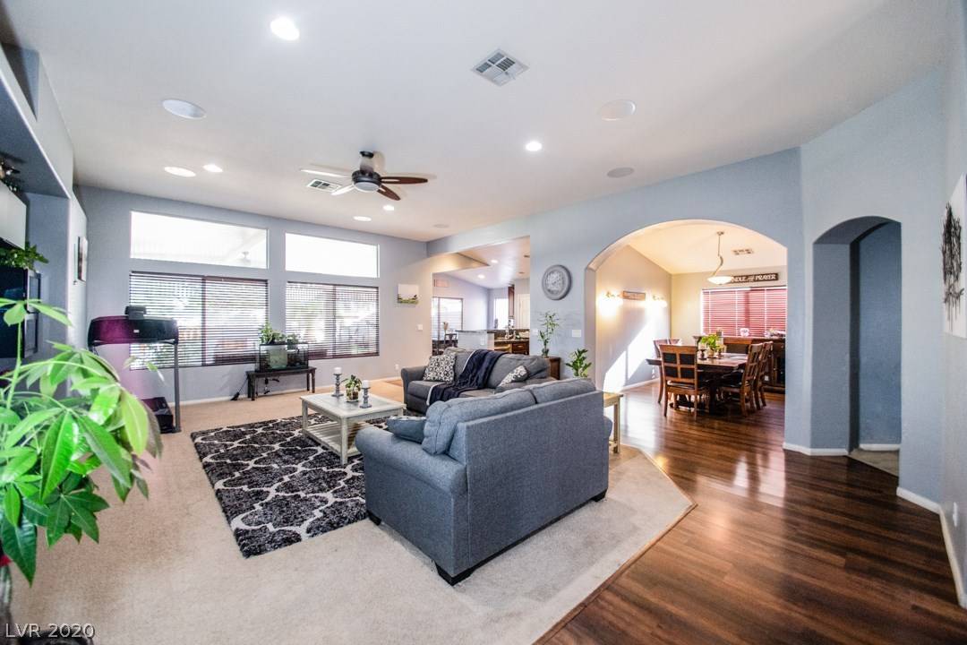 North Las Vegas, NV 89081,1717 Autumn Sage AVE