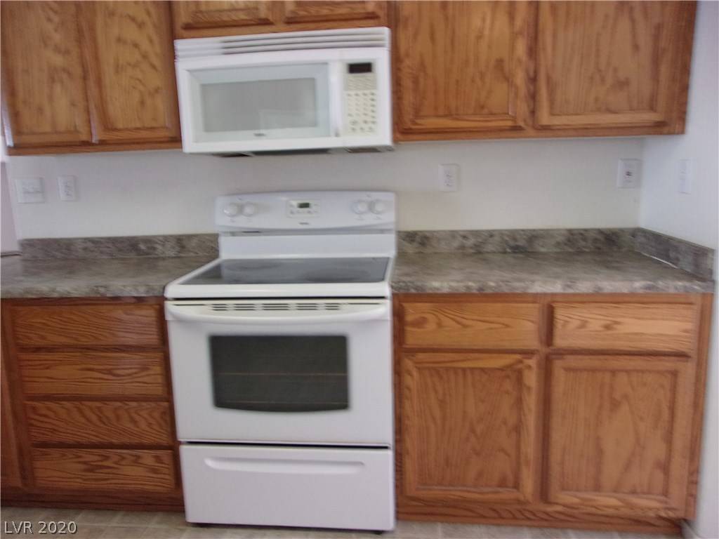 Pahrump, NV 89060,5041 Valdez CT