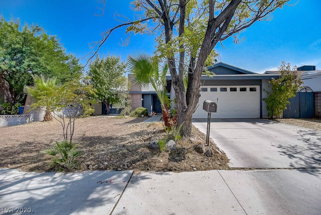 Las Vegas, NV 89103,6767 Groveview LN