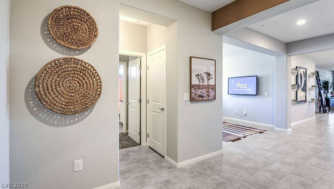 Henderson, NV 89012,405 Oakey Crest Ridge ST #55
