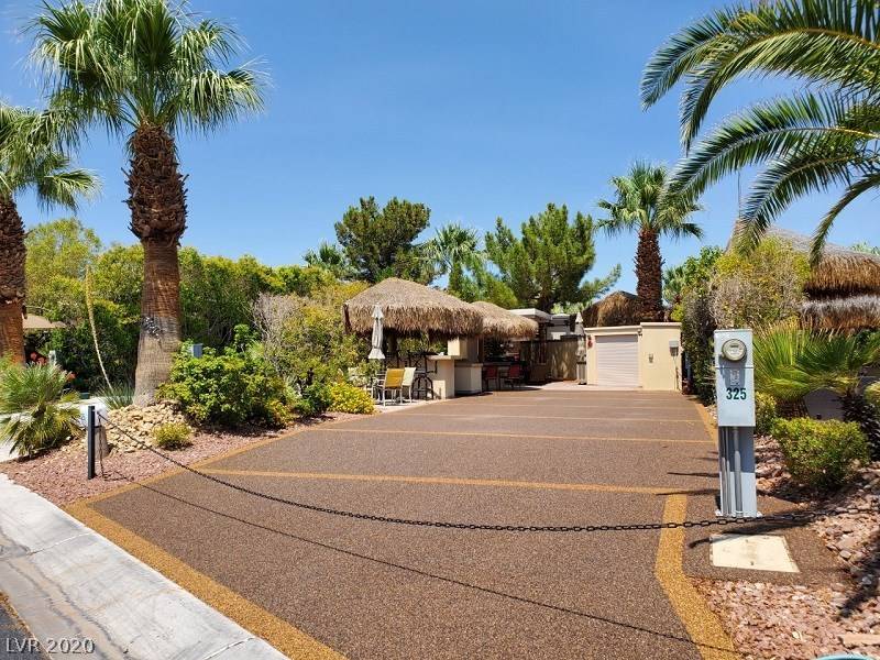 Las Vegas, NV 89139,8175 Arville ST #325