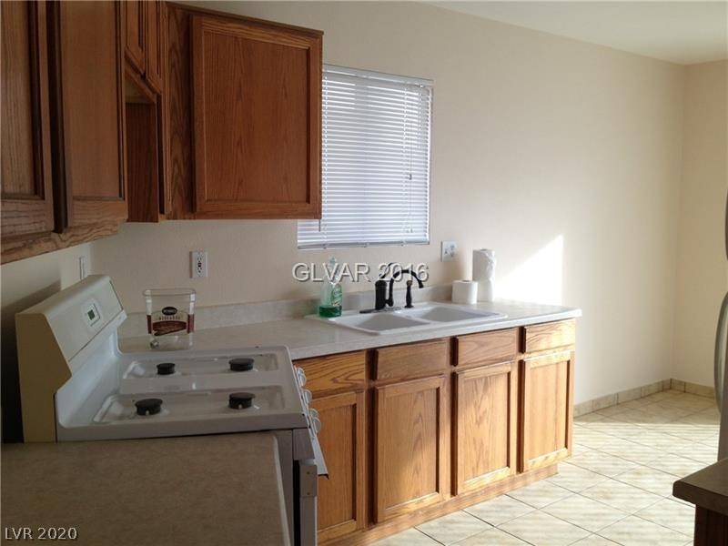 Las Vegas, NV 89122,5575 Northridge LN
