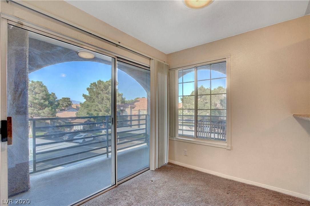 Las Vegas, NV 89128,7720 Secret Shore DR #205