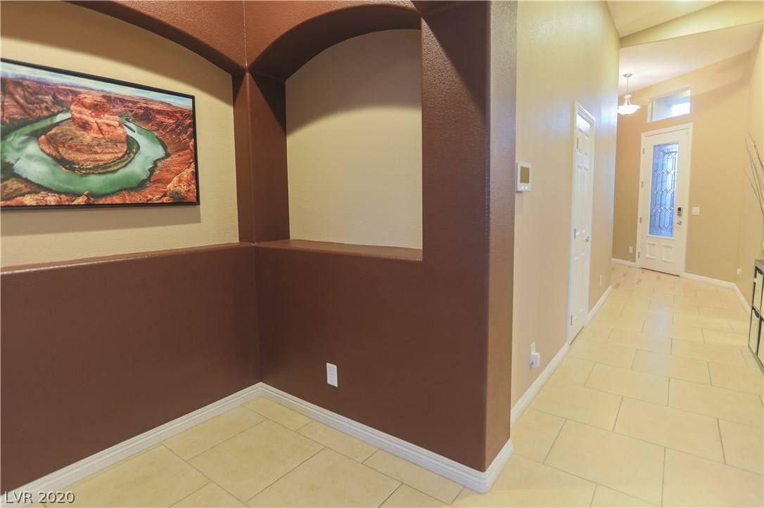 Las Vegas, NV 89131,7452 Darling RD