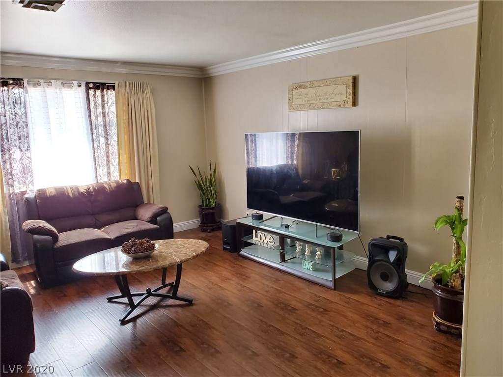 Las Vegas, NV 89104,1824 Hassett AVE
