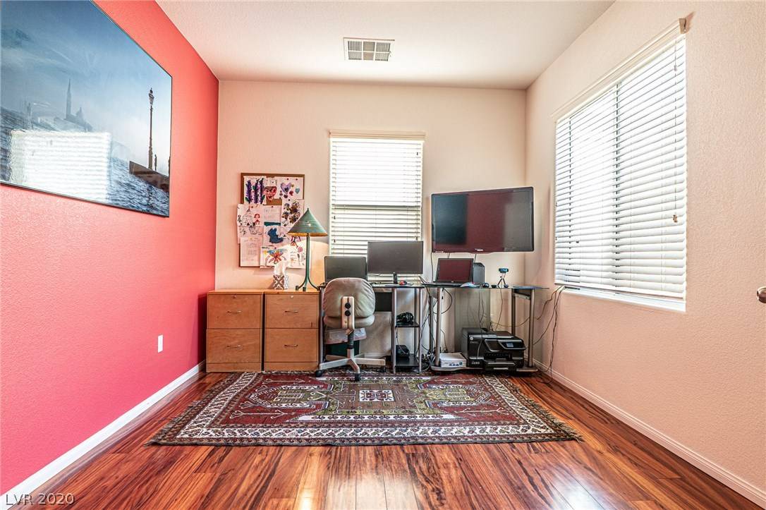 Las Vegas, NV 89149,8561 Rothmannia CT