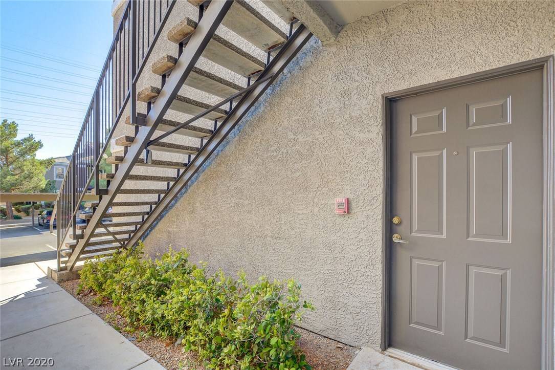 Las Vegas, NV 89148,9620 W Russell RD #1105
