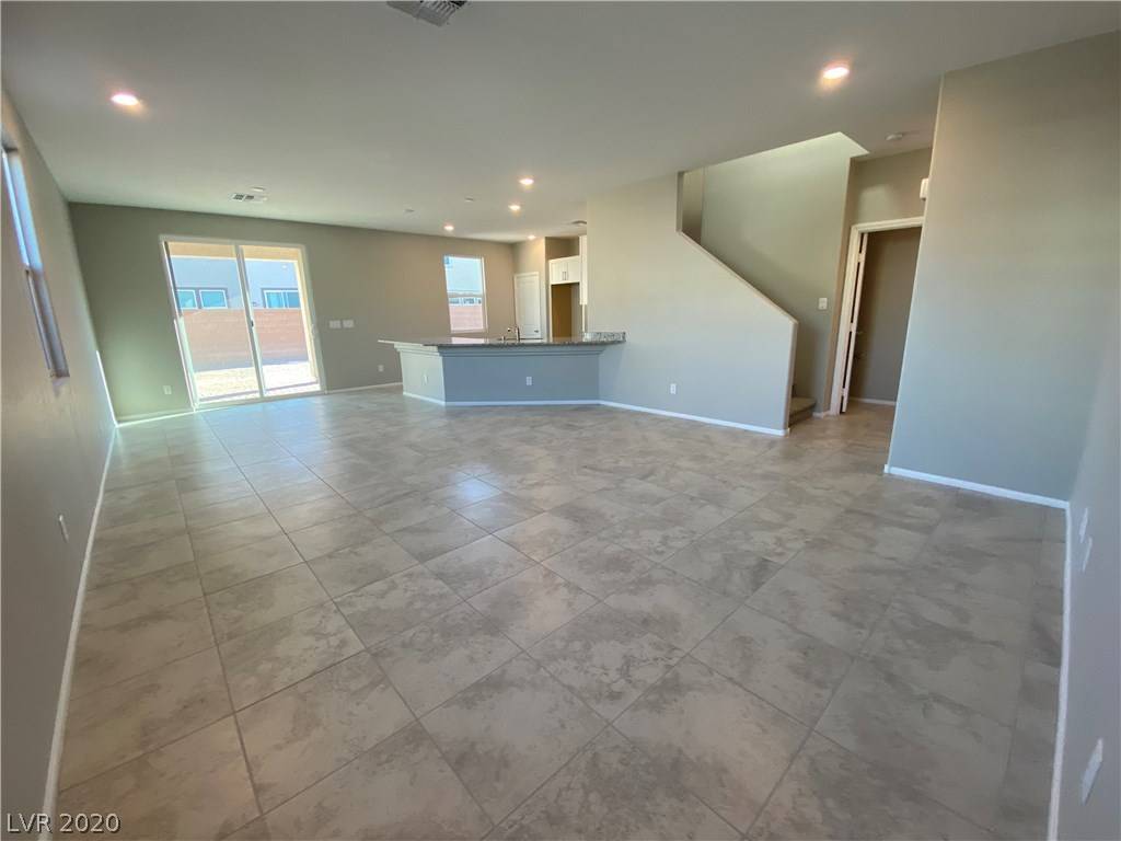 Las Vegas, NV 89148,8713 Boa Vista AVE
