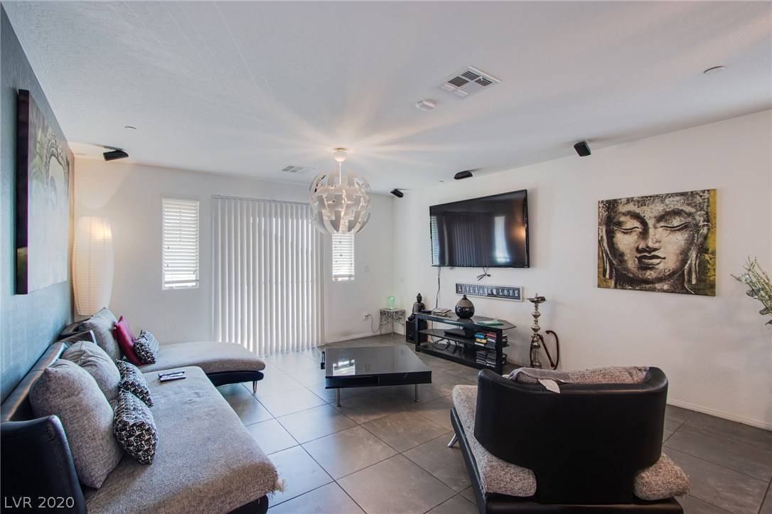 Las Vegas, NV 89149,7756 Petite Pillar CT