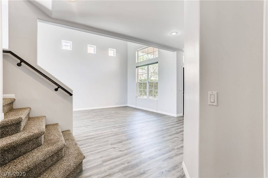 Las Vegas, NV 89149,5521 BIG SKY LN