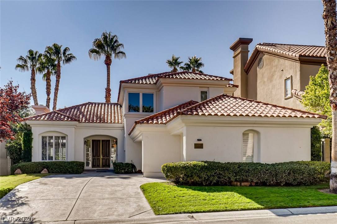 Las Vegas, NV 89117,8733 Double Eagle DR