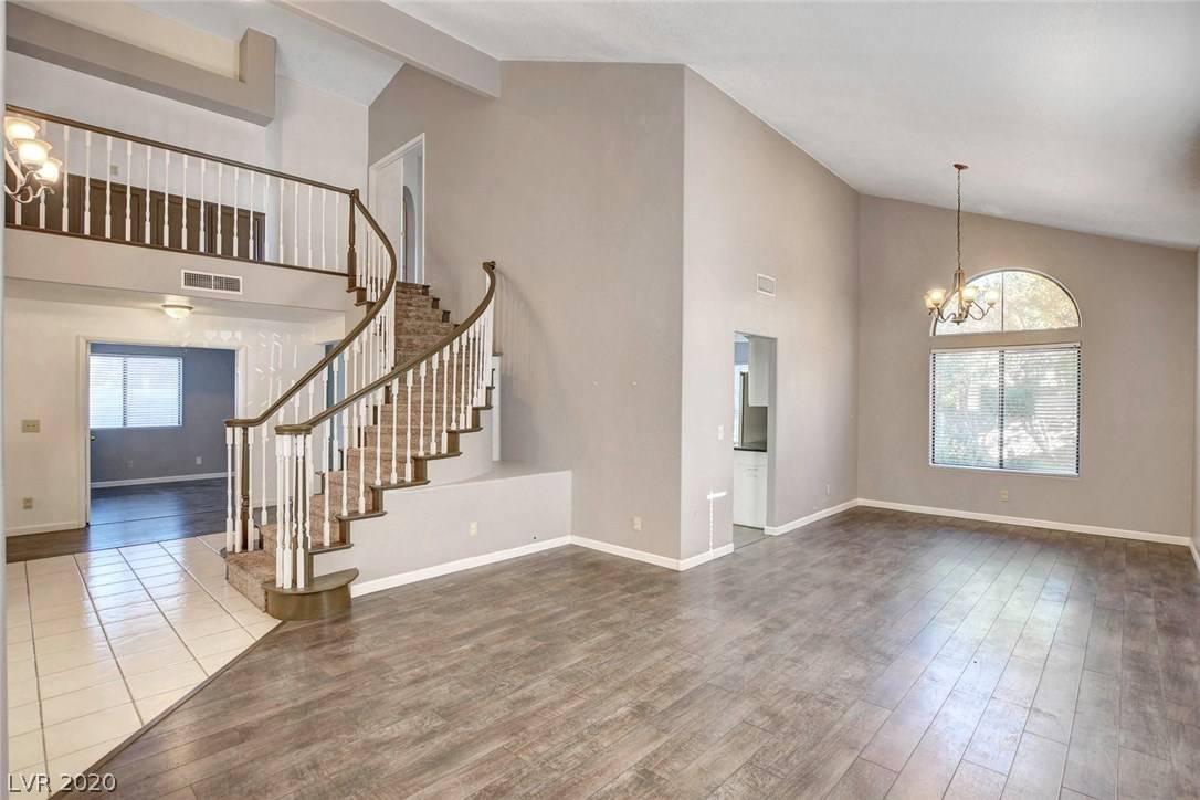 Las Vegas, NV 89128,8436 Apple Hill CT
