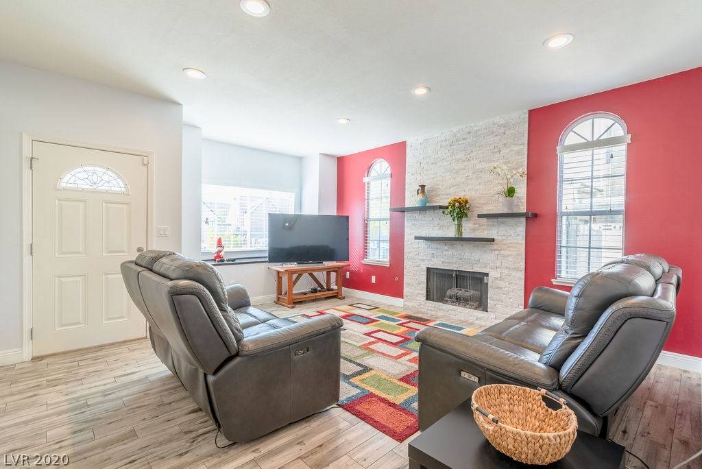 Las Vegas, NV 89128,2220 Wilhelmina CIR