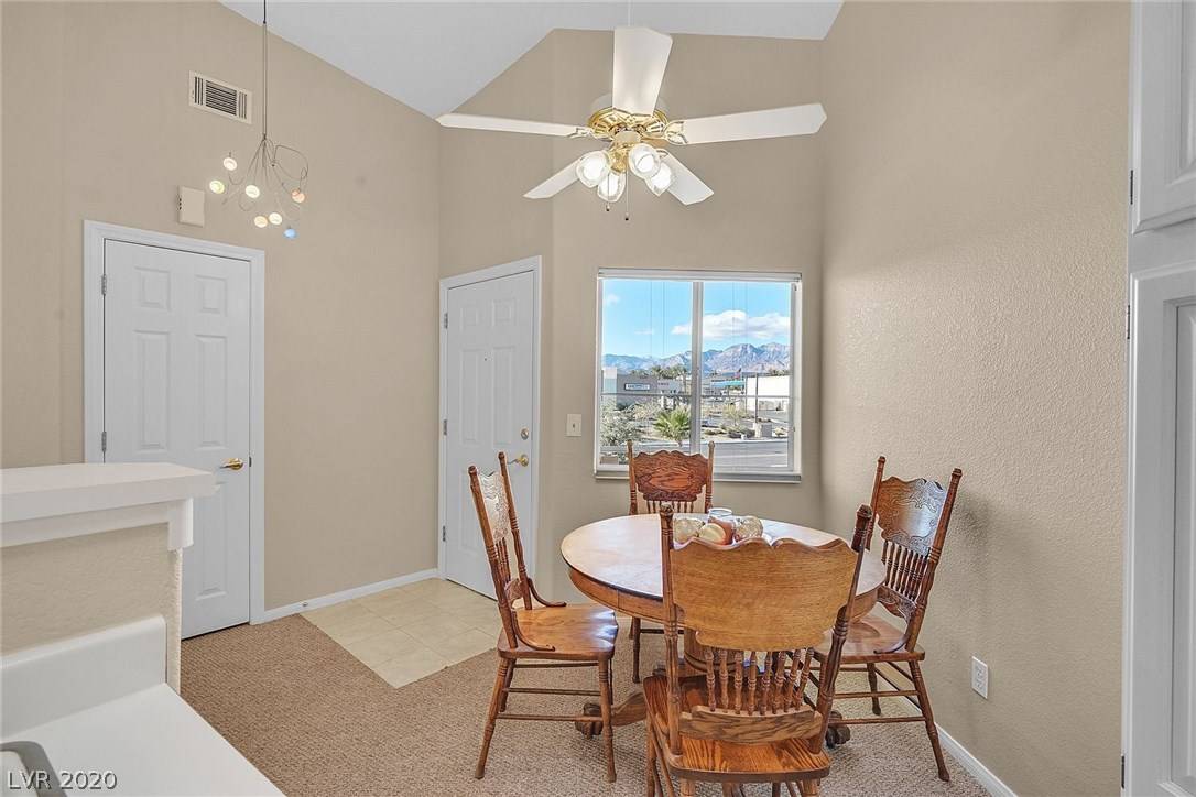 Las Vegas, NV 89117,3320 S Fort Apache RD #202