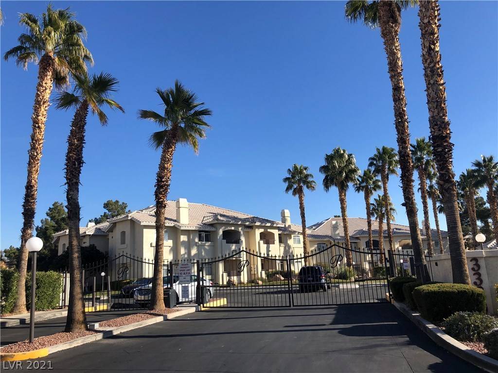 Las Vegas, NV 89117,3320 Fort Apache RD #106