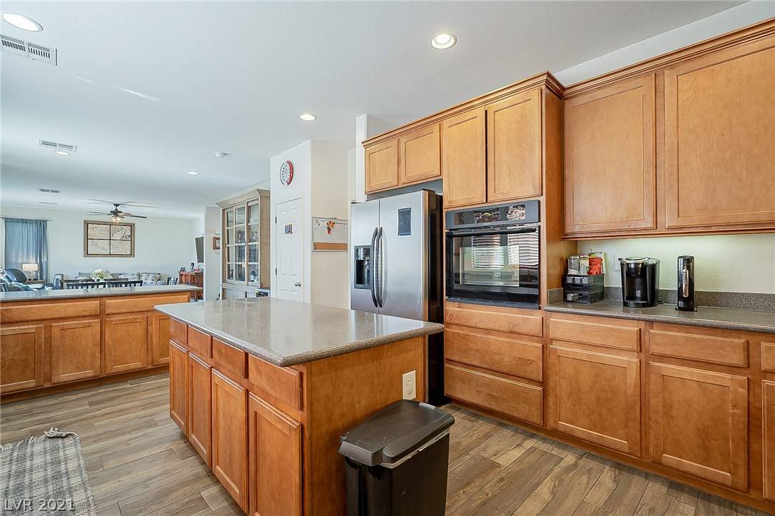 North Las Vegas, NV 89031,17 La Madre WAY