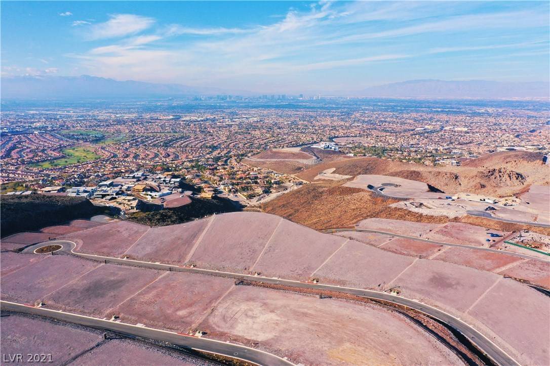 Henderson, NV 89012,4 Twisted Rock CT