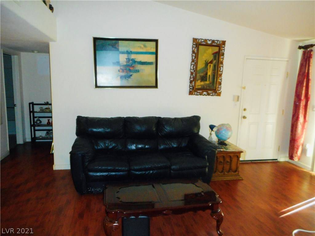 Henderson, NV 89052,950 Seven Hills DR #2323