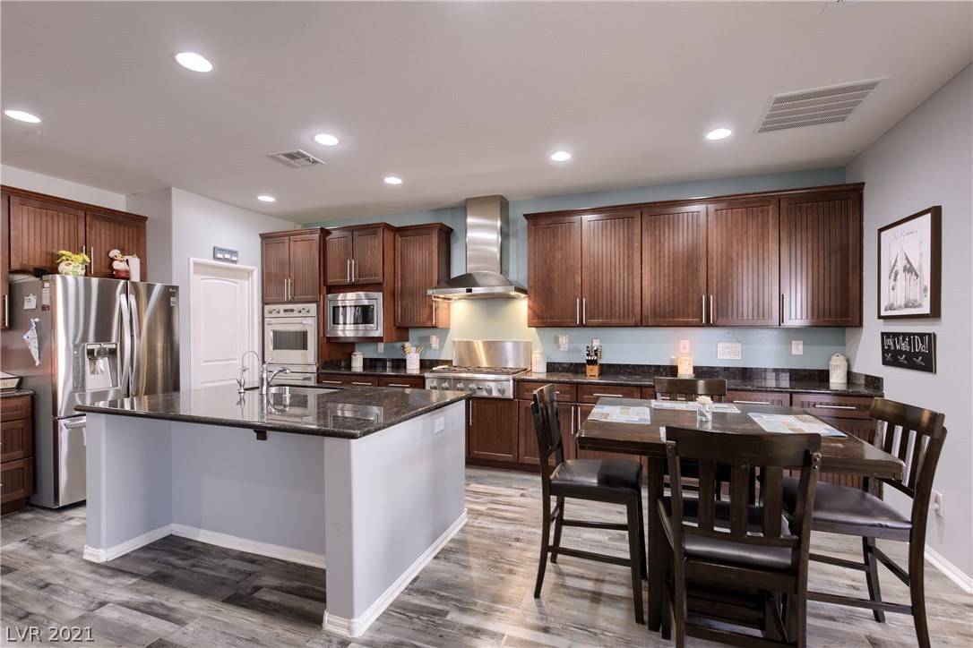 Las Vegas, NV 89166,10428 INGELOW CT