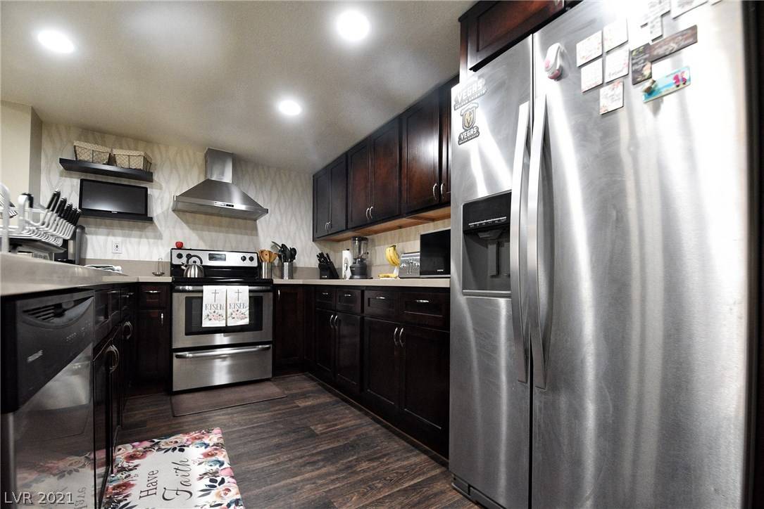 Las Vegas, NV 89110,5635 Vineyard LN #0