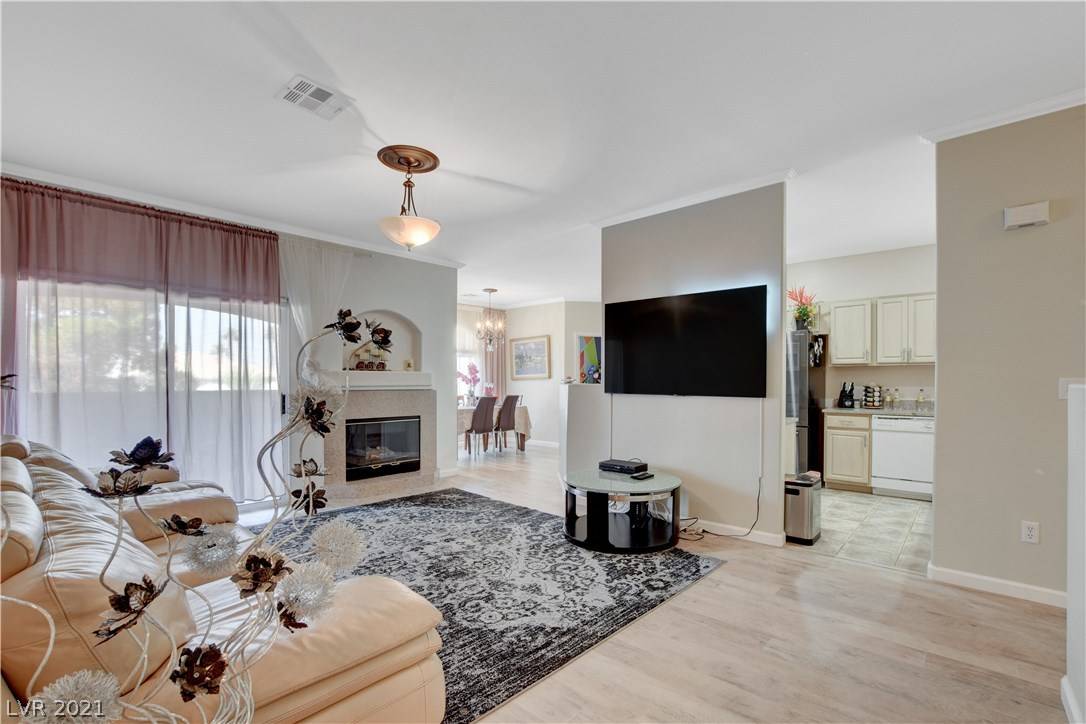 Las Vegas, NV 89145,8300 CHERRY GLAZE AVE #201