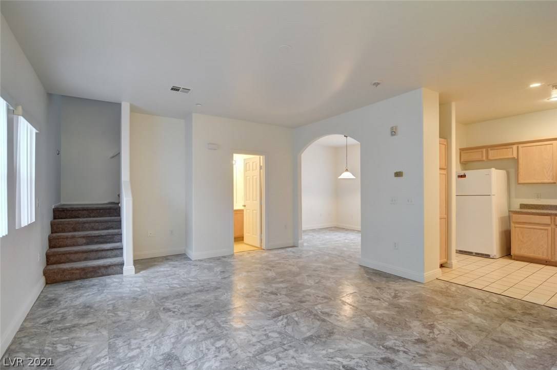 North Las Vegas, NV 89031,5930 Barbosa DR #3