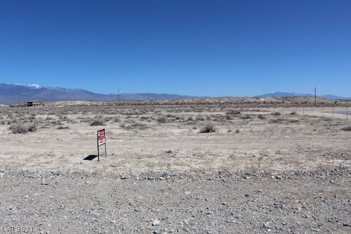 Pahrump, NV 89048,8891 Josephine ST