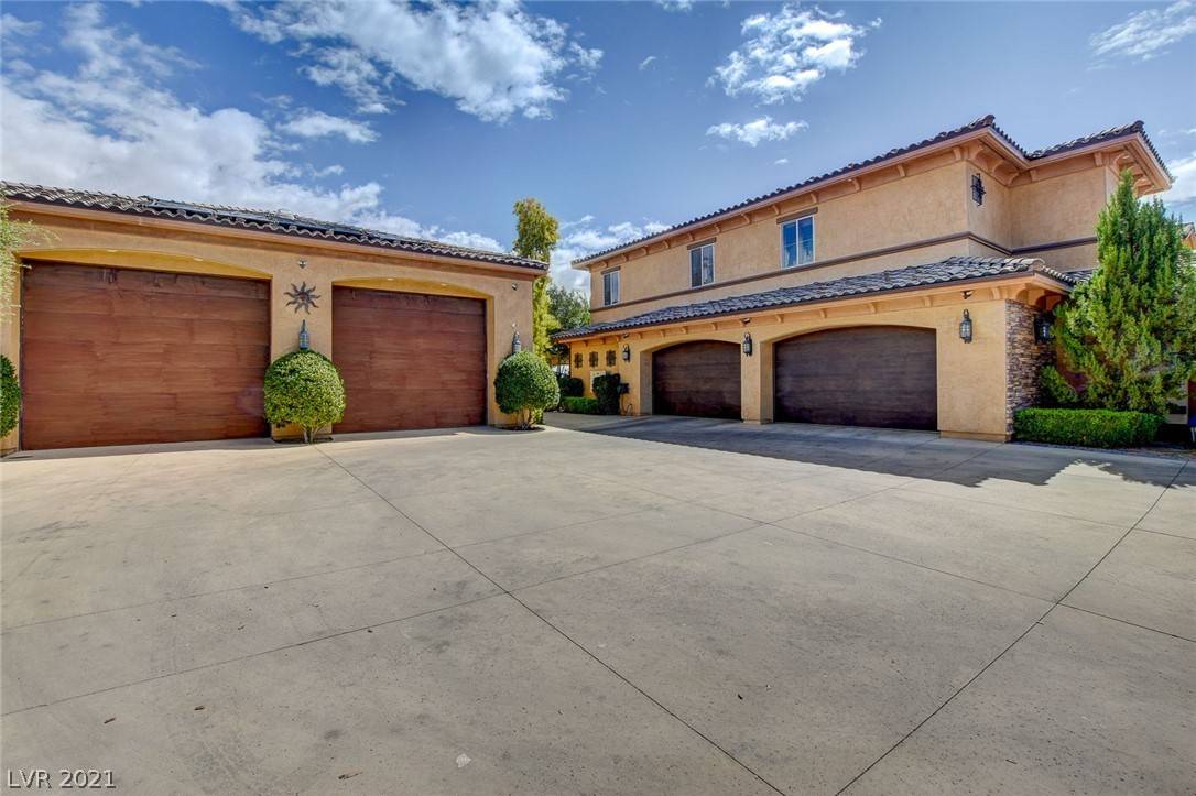 Las Vegas, NV 89129,8455 Stange AVE