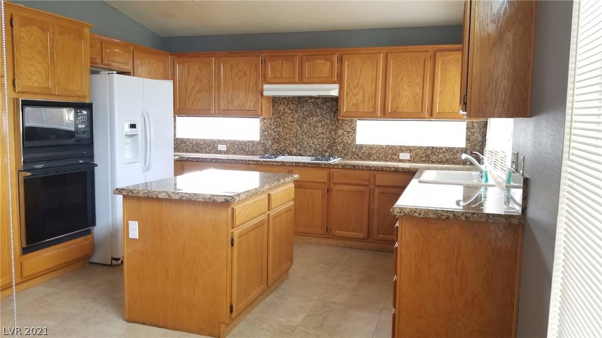 Las Vegas, NV 89123,7577 Poppy Meadow ST