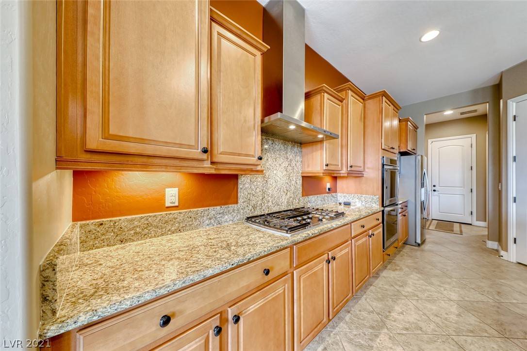 Henderson, NV 89044,2921 Suzette CT