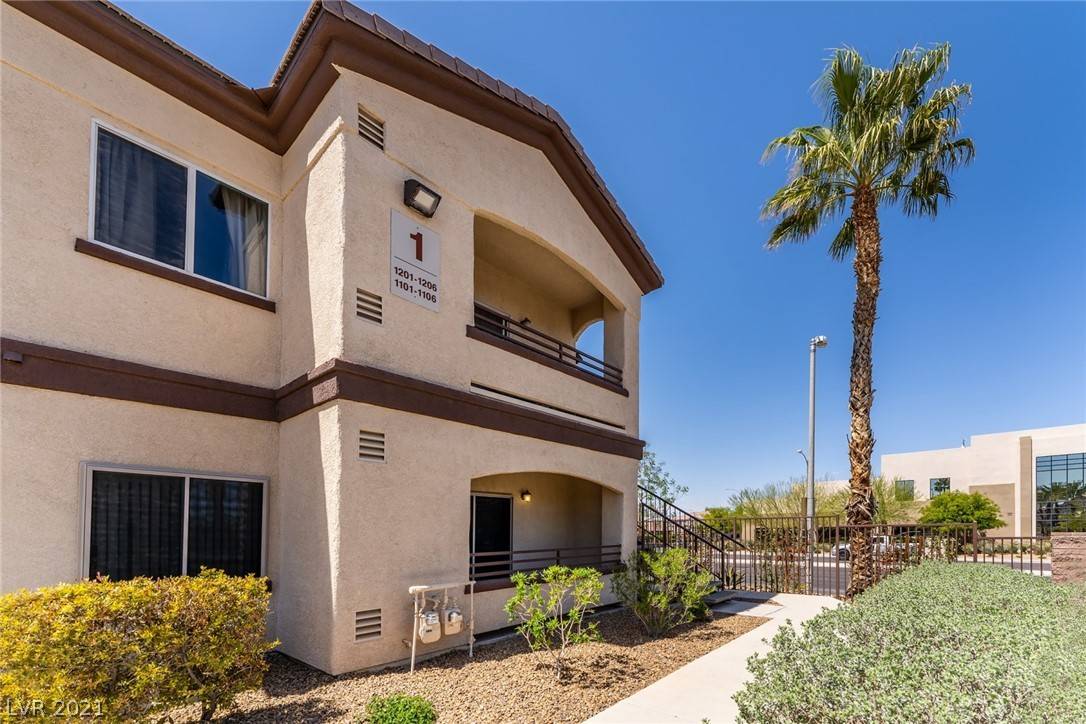 Henderson, NV 89052,2291 W Horizon Ridge Pkwy #1203