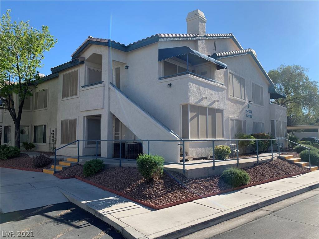 Las Vegas, NV 89120,3425 E Russell RD #258
