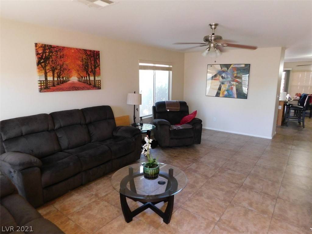 Henderson, NV 89011,700 Moonlight Mesa DR