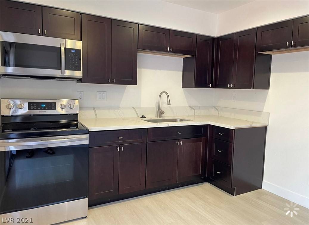 Henderson, NV 89015,157 E Van Wagenen ST