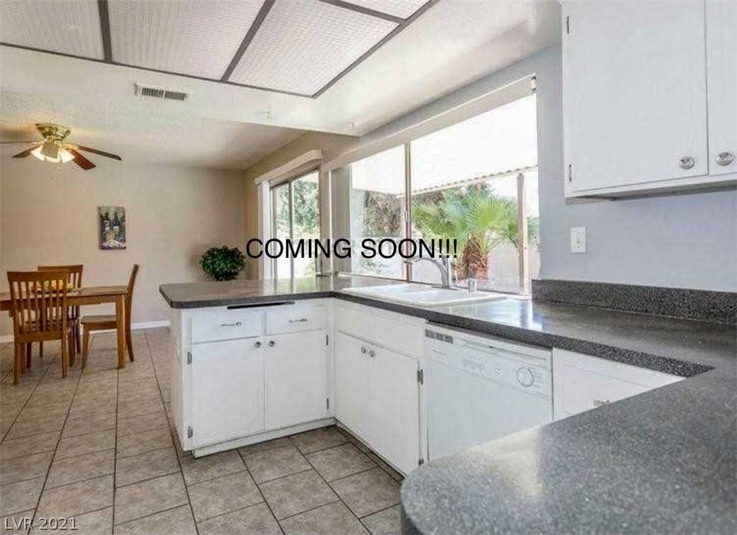 Las Vegas, NV 89121,3068 Garnet CT